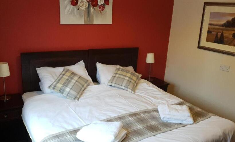 ホテル The George Inn