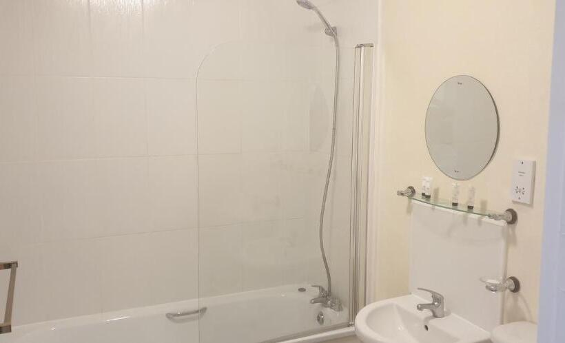 ホテル The George Inn