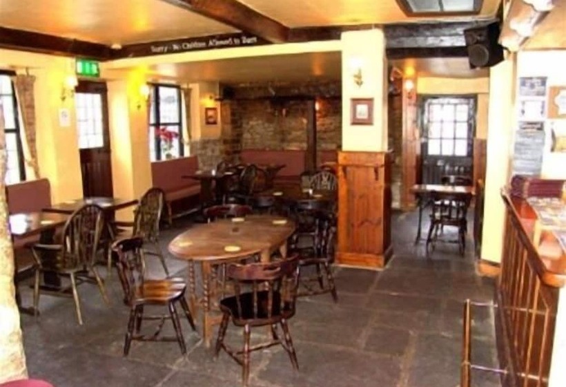 호텔 The George Inn