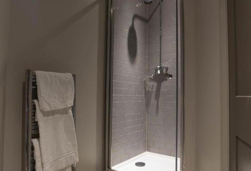 호텔 The George Inn