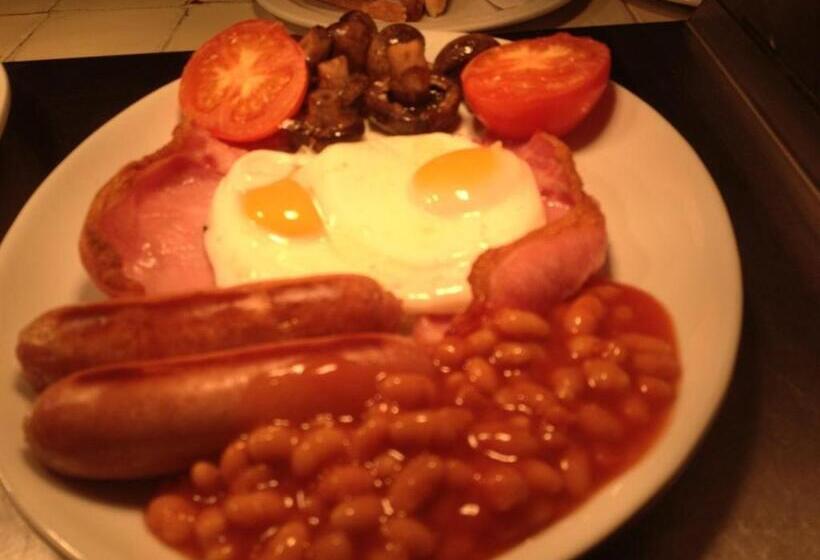 호텔 The George Inn