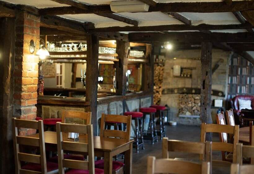 בית מלון כפרי The Heath Inn