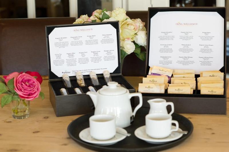 호텔 The King William Iv Country Inn & Restaurant