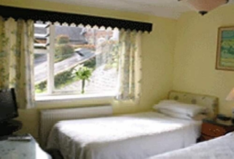 Отель The Lamb Inn