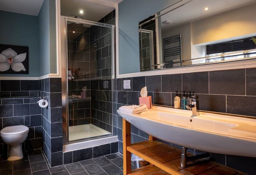 בית מלון כפרי The Red Lion