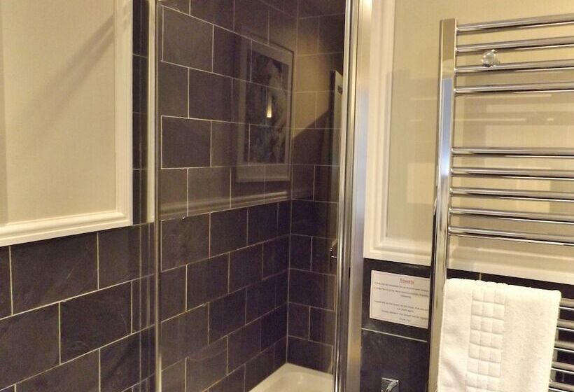 בית מלון כפרי The Red Lion