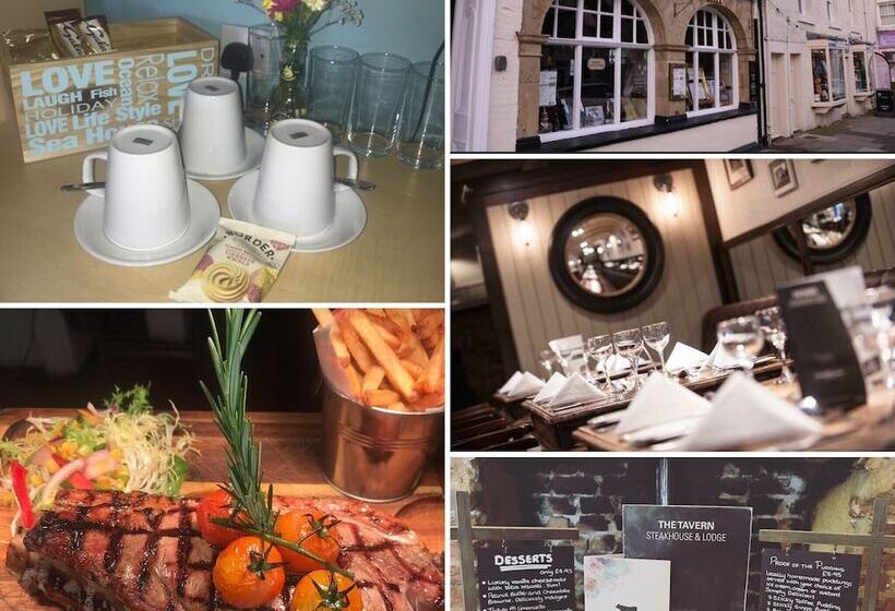 ホテル The Tavern  Steakhouse And Lodge