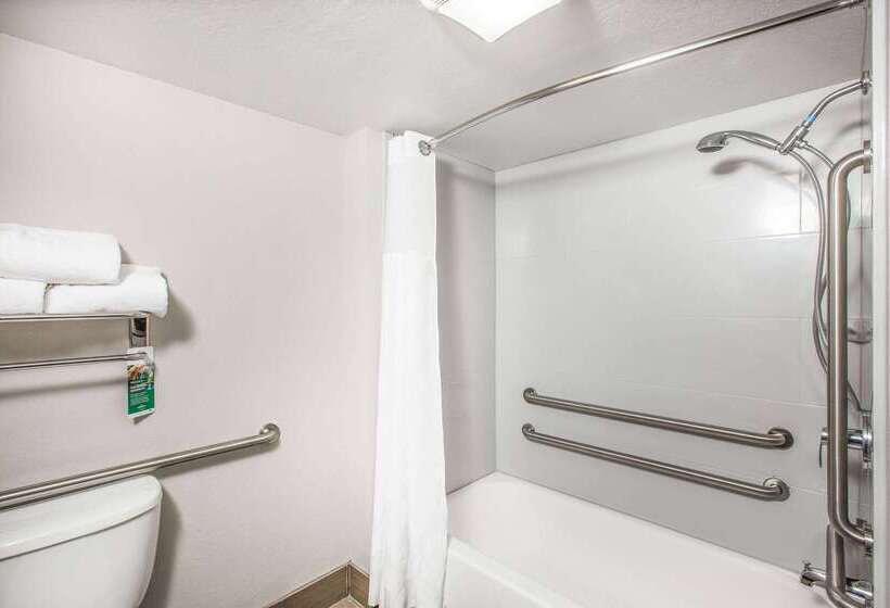 فندق Wingate By Wyndham Louisville Airport Expo Center