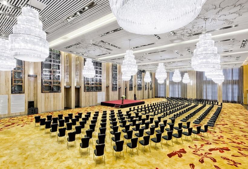 ホテル Wyndham Garden Yuhuan Downtown