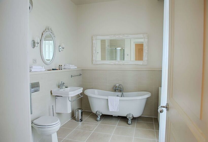 فندق Wyndham Halcyon Resort La Souterraine