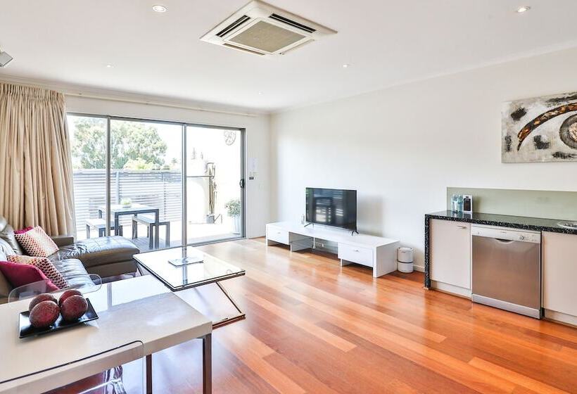 Indulge Apartments   Langtree