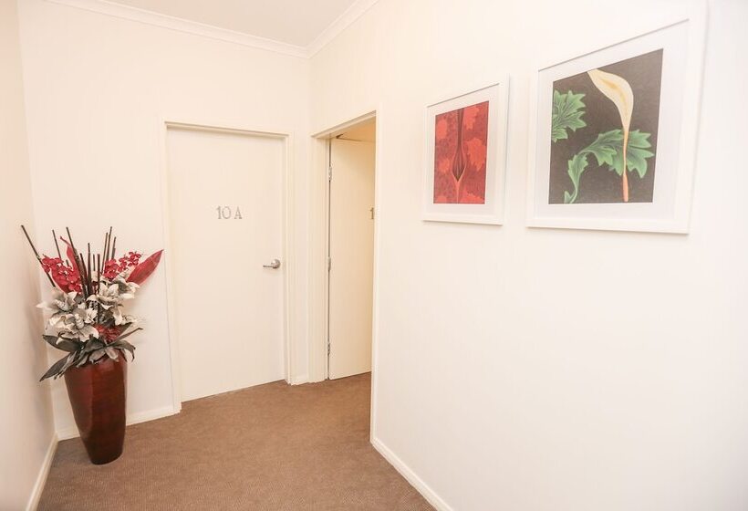 Indulge Apartments   Ontario