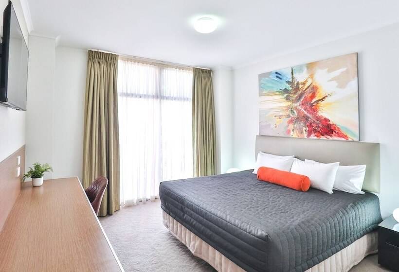 Indulge Apartments   Ontario