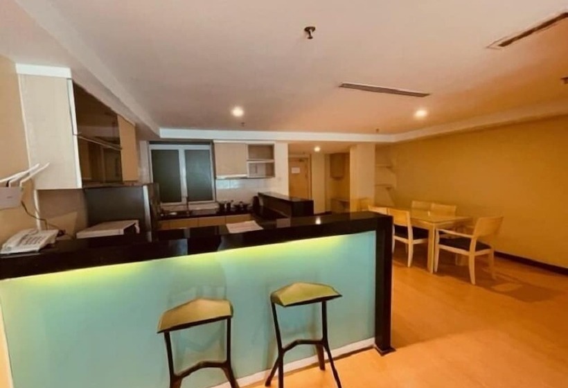 Jinhold Apartment Hotel Bintulu