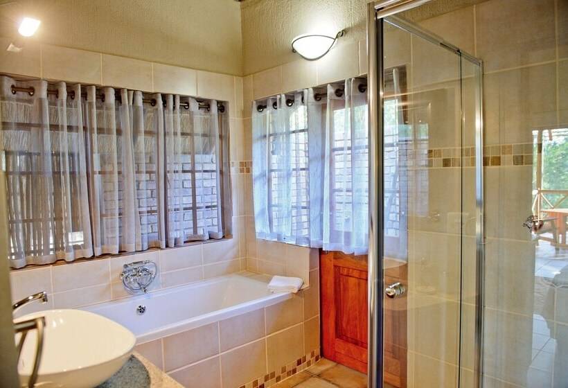 La Kruger Lifestyle Lodge   No Loadshedding