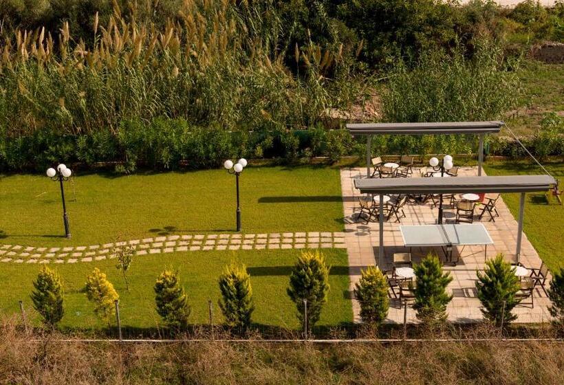 Mirtilos Studios & Apartments