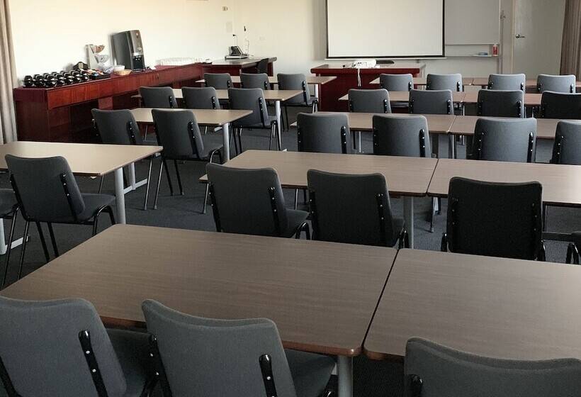 מוטל Shellharbour Resort And Conference Centre