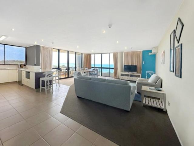 Pacific Towers Beach Resort