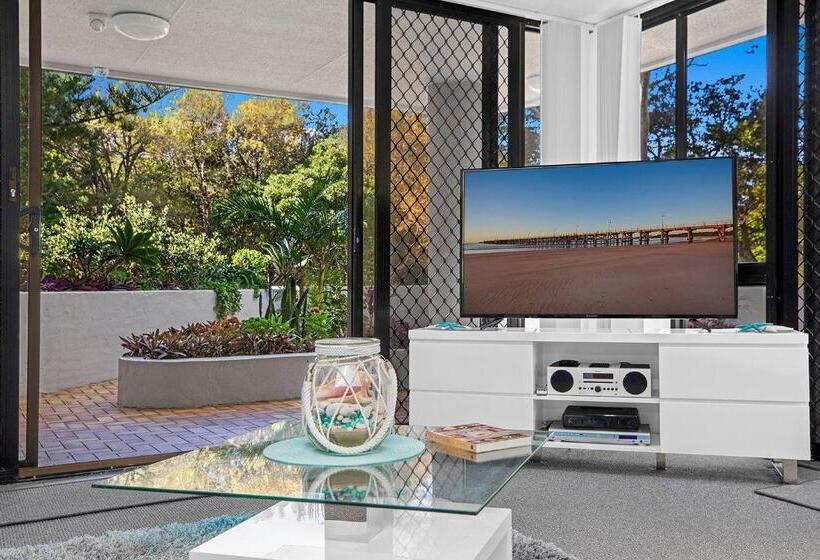 Pacific Towers Beach Resort