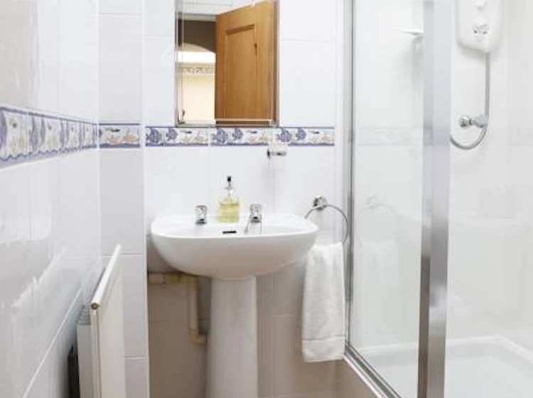 پانسیون Abbotsford Guest House