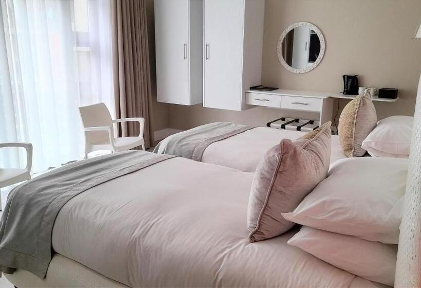 פנסיון Atlantic Villa Boutique Guesthouse