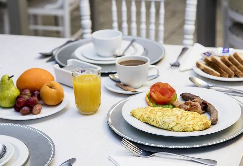 פנסיון Atlantic Villa Boutique Guesthouse