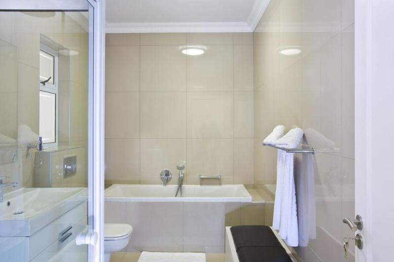 פנסיון Atlantic Villa Boutique Guesthouse