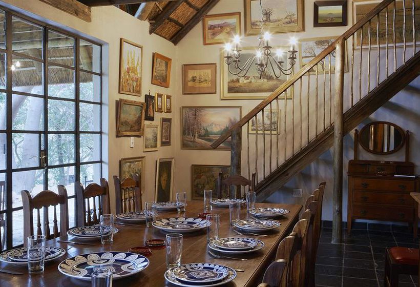 פנסיון Birdsong Cottages