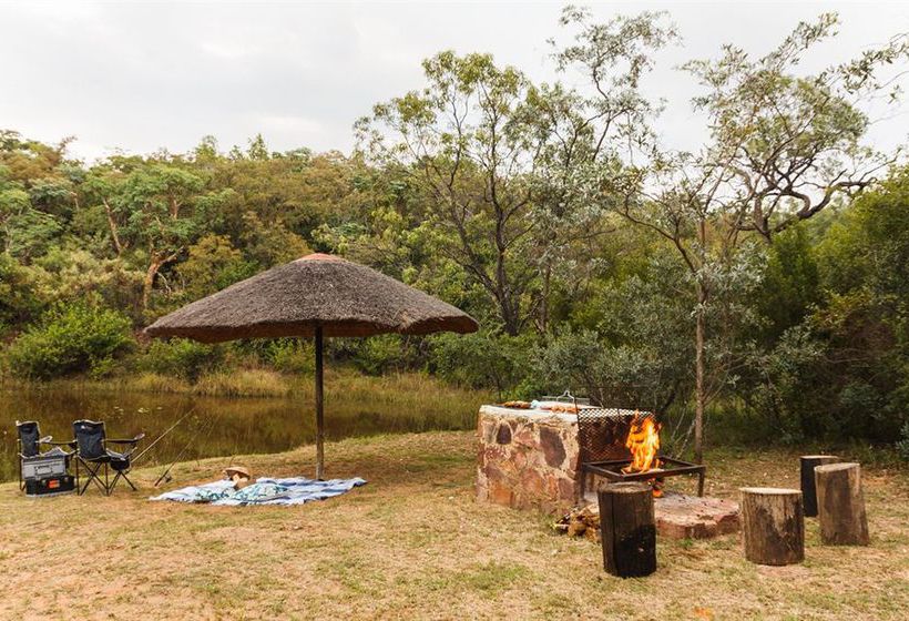 פנסיון Birdsong Cottages