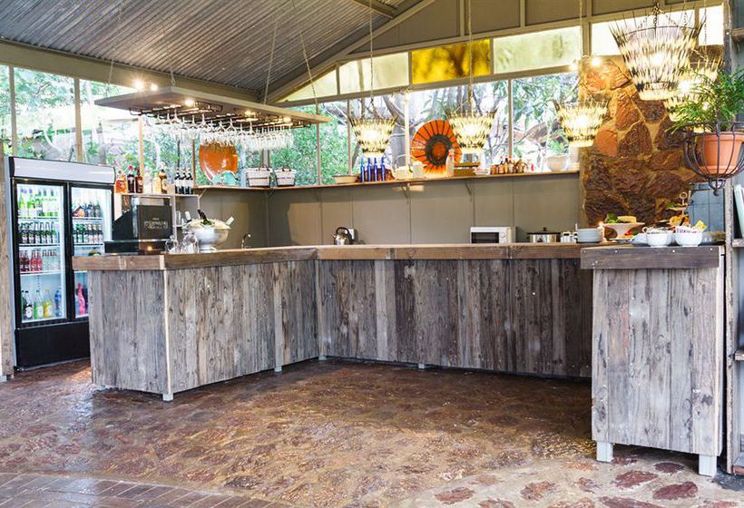 פנסיון Birdsong Cottages