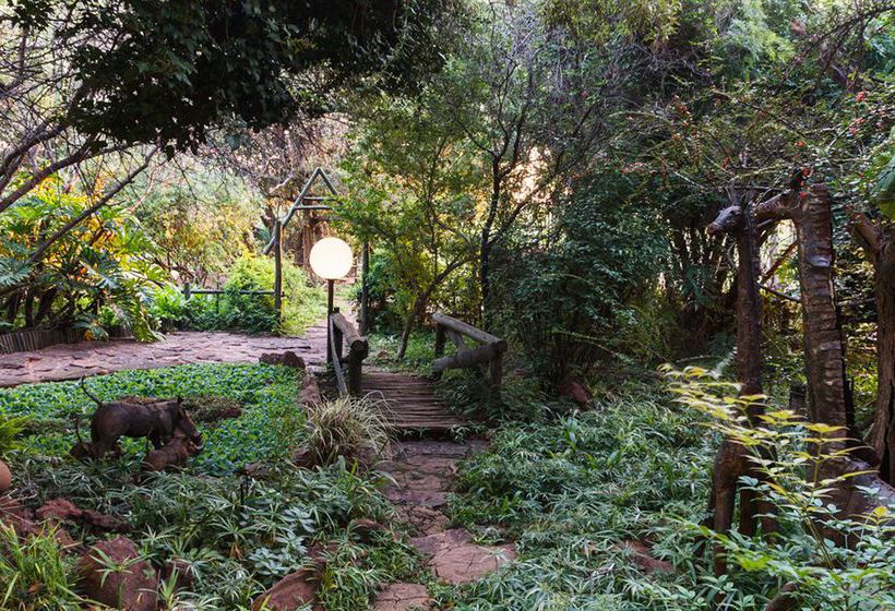 פנסיון Birdsong Cottages