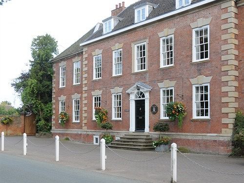 Пансион Colton House