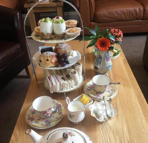 פנסיון Elmdene