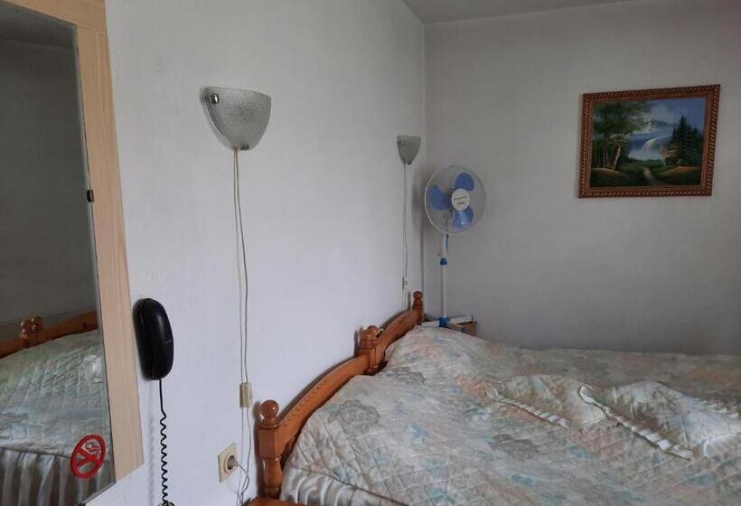 Пансион Guest House Zodiac