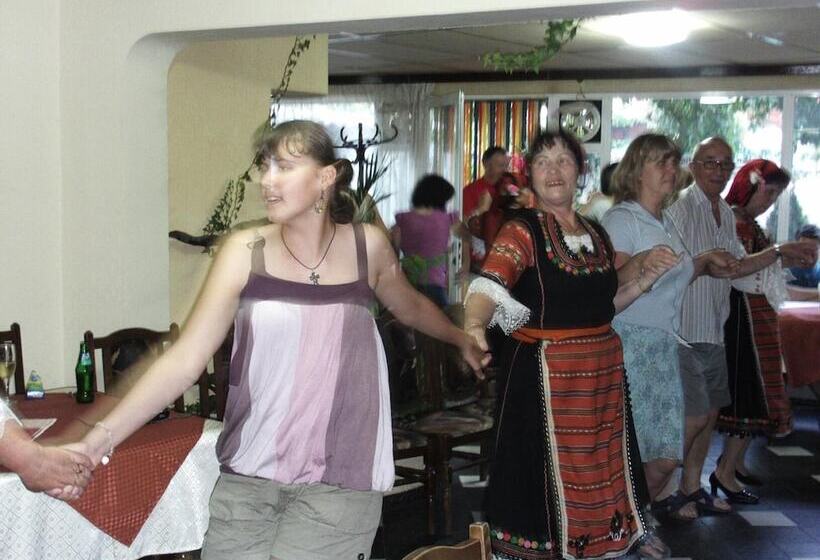 Пансион Guest House Zodiac