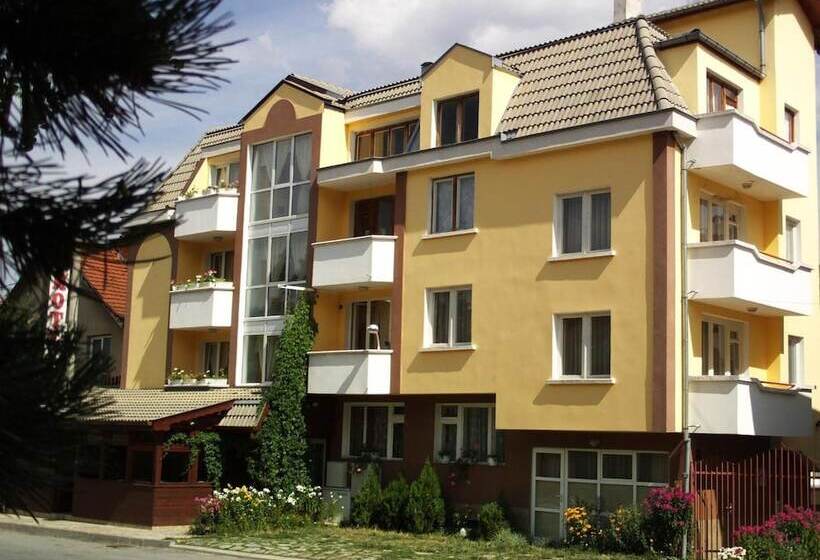 Пансион Guest House Zodiac