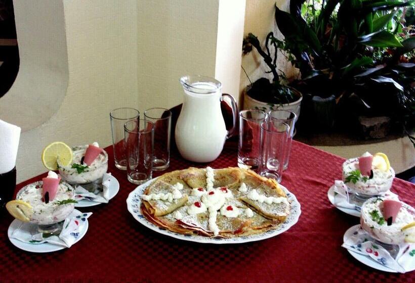 Пансион Guest House Zodiac