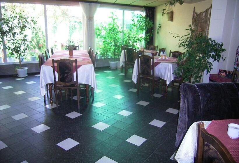 Пансион Guest House Zodiac