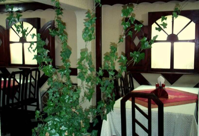 Пансион Guest House Zodiac