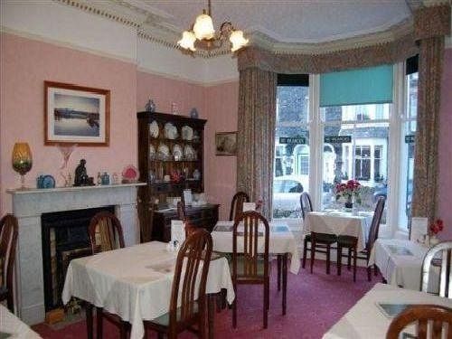 بنسيون Hunters Way