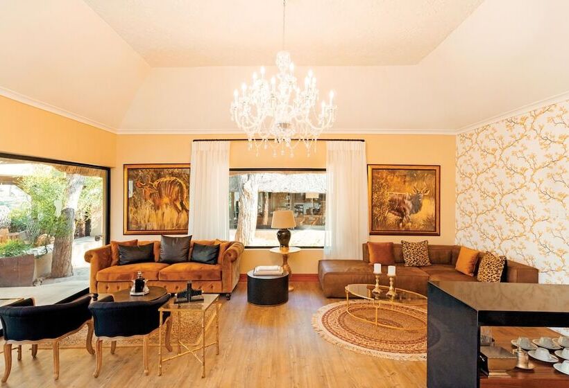 פנסיון Kings Camp