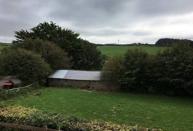 ペンション Mullacott Farm