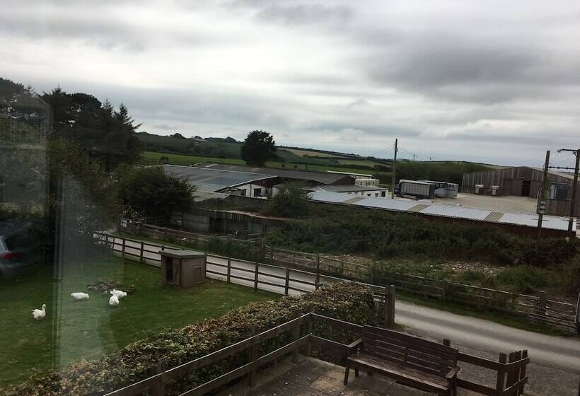 ペンション Mullacott Farm