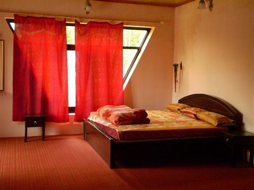 Pensão Shalimar Enclave