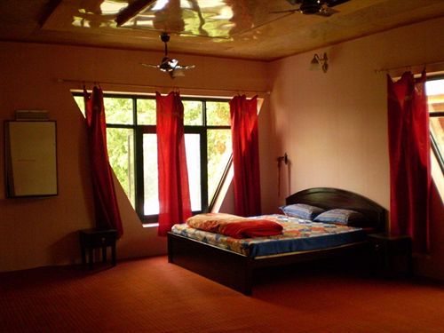 Pensão Shalimar Enclave