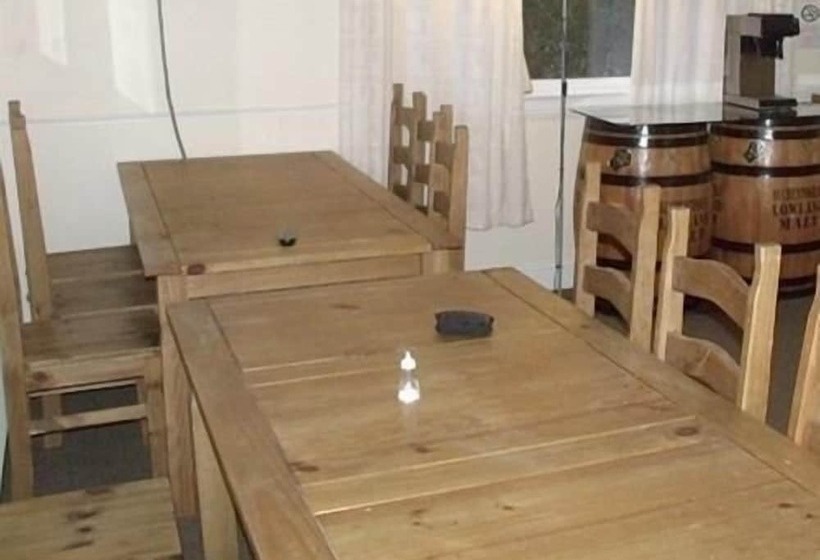 بنسيون St. Andrews Guest House