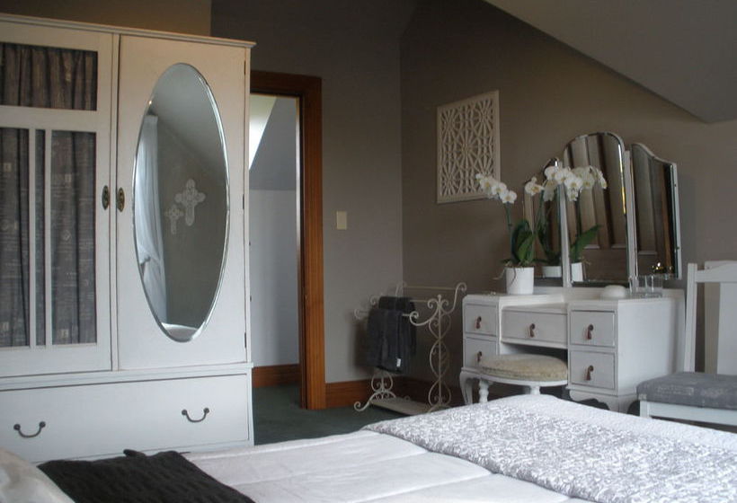 بنسيون Taiparoro House 1882