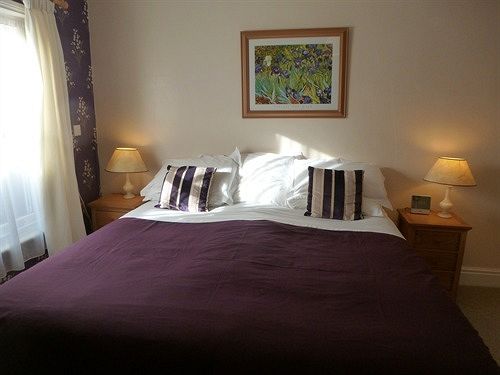 بنسيون The Beeches Guest House