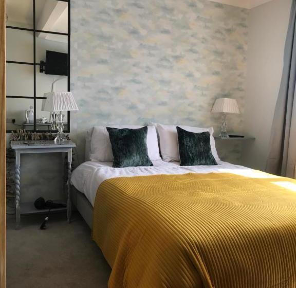 펜션 The Townhouse 101