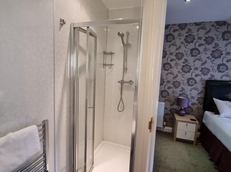 膳宿费 The Fawley Guest House